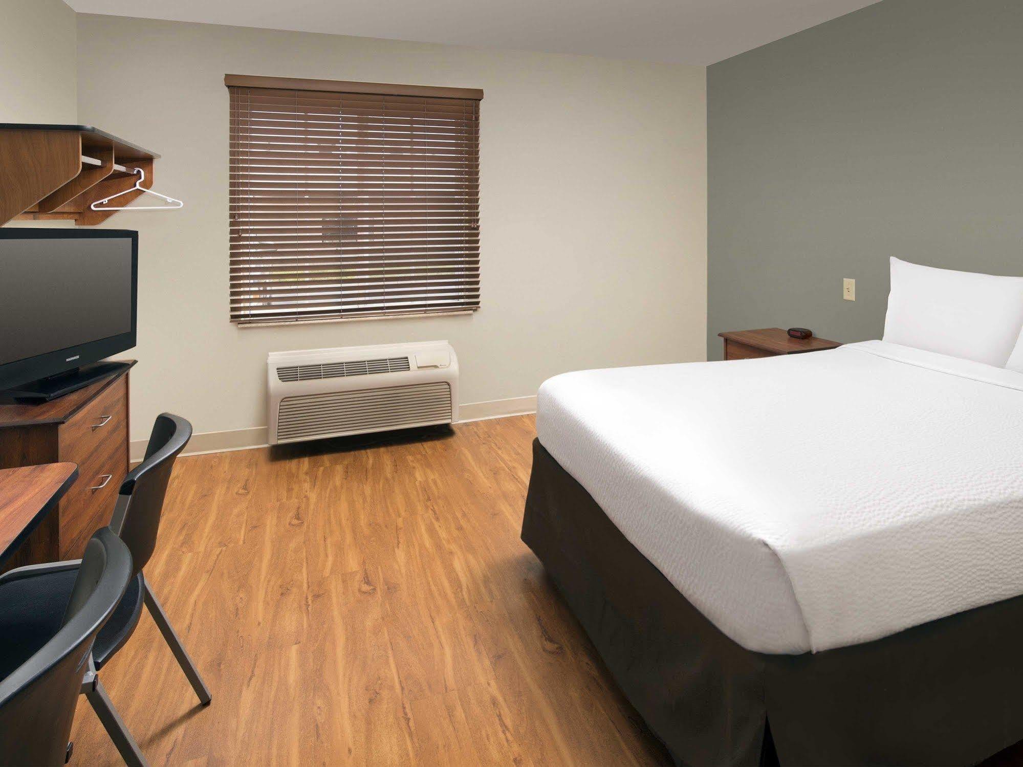 Hotel Woodspring Northeast I-80 Lincoln